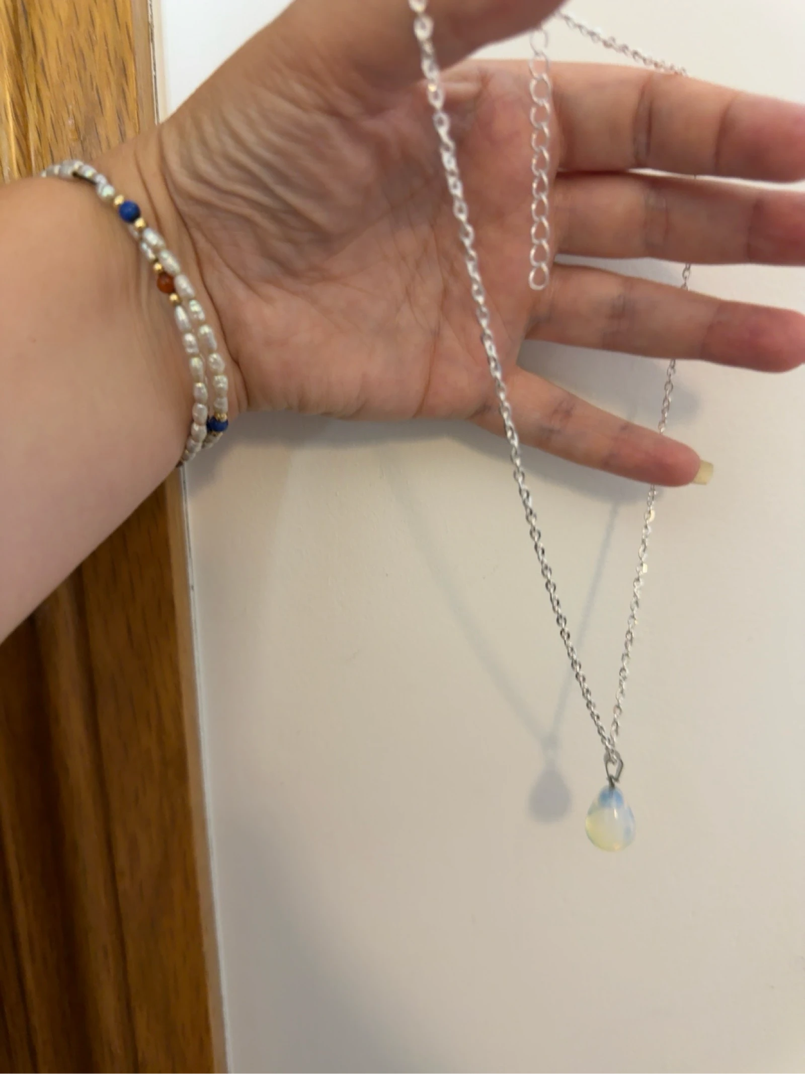 Stalen ketting met hanger syntetisch opaal effect traanvormig verstelbaar – photo 3